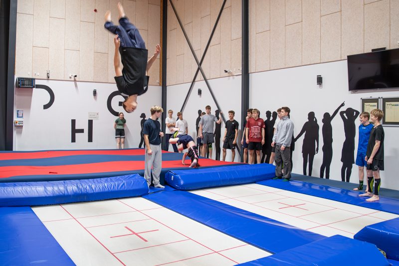 Valgfaget-stortrampolin-på-kreativ-efterskole